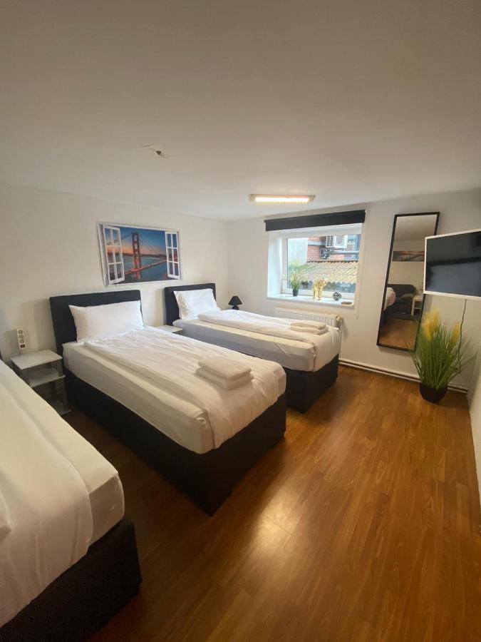 City Apartments Direkt Am Hauptbahnhof - Perfekt Fuer Pendler Und Monteure ノイミュンスター エクステリア 写真