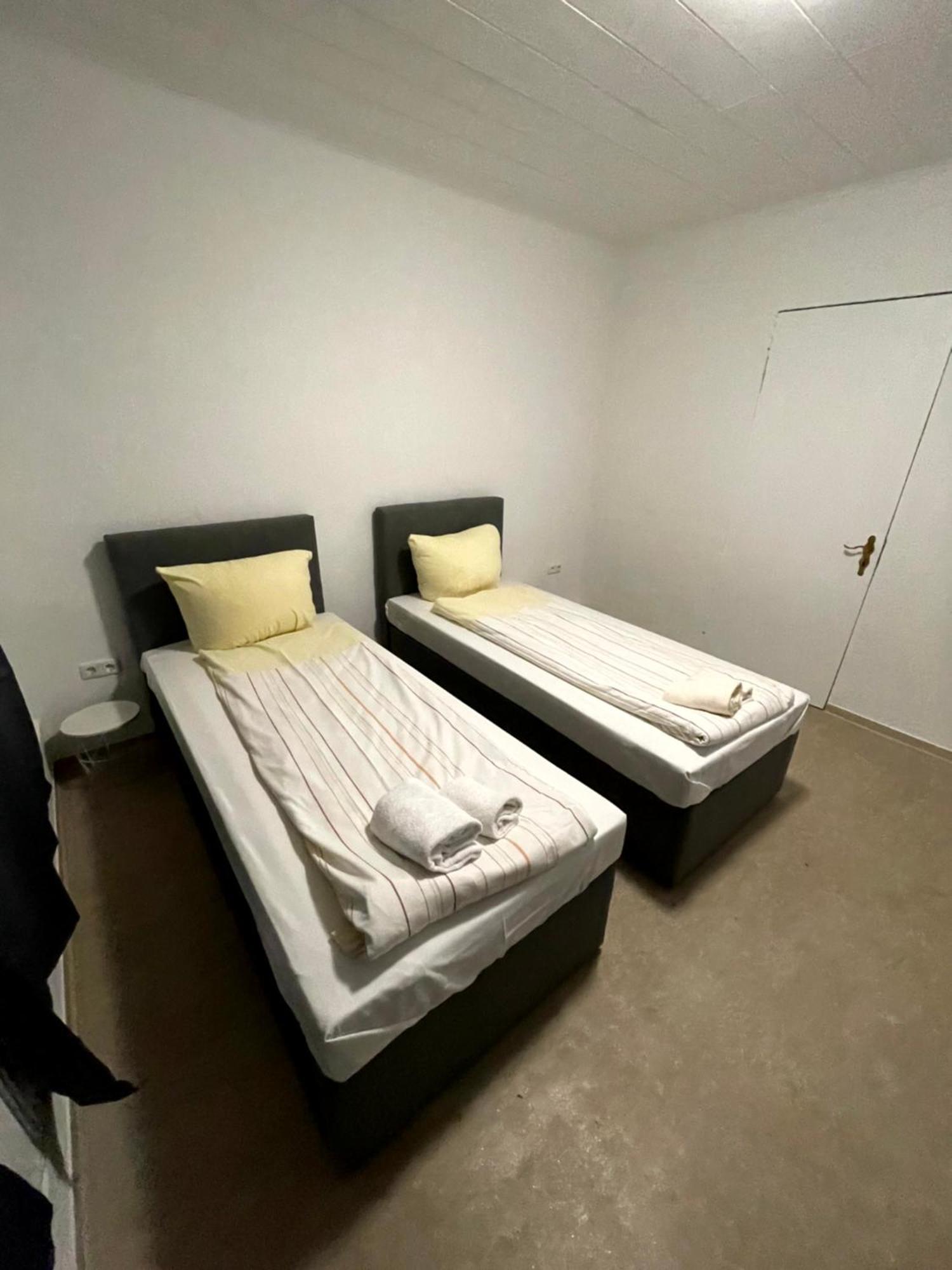 City Apartments Direkt Am Hauptbahnhof - Perfekt Fuer Pendler Und Monteure ノイミュンスター エクステリア 写真