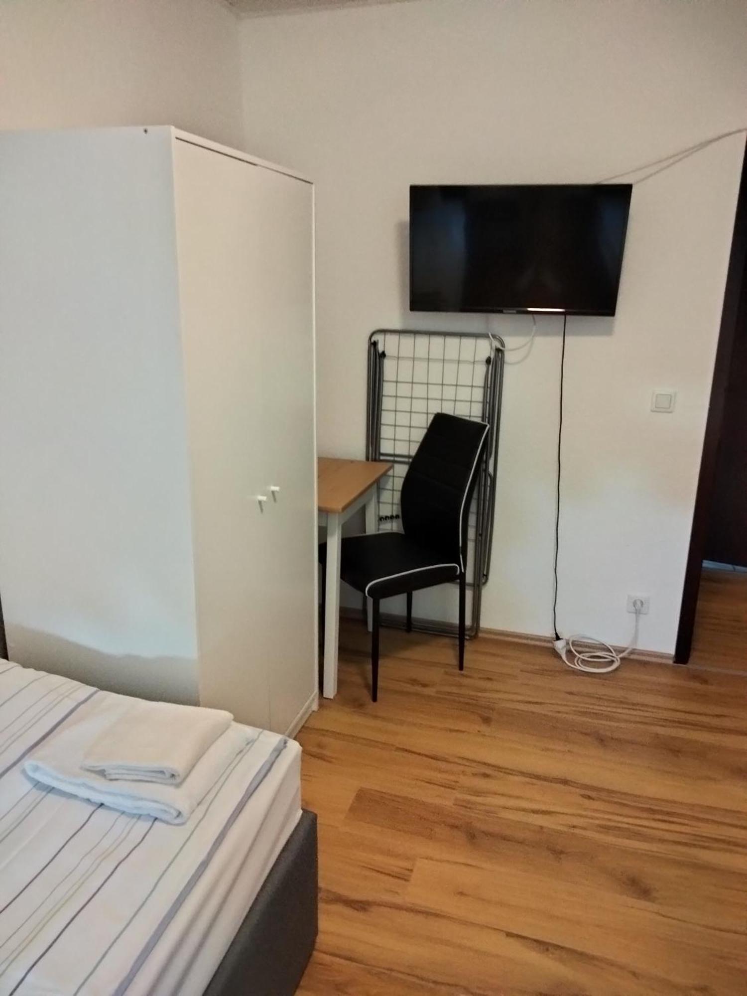 City Apartments Direkt Am Hauptbahnhof - Perfekt Fuer Pendler Und Monteure ノイミュンスター エクステリア 写真