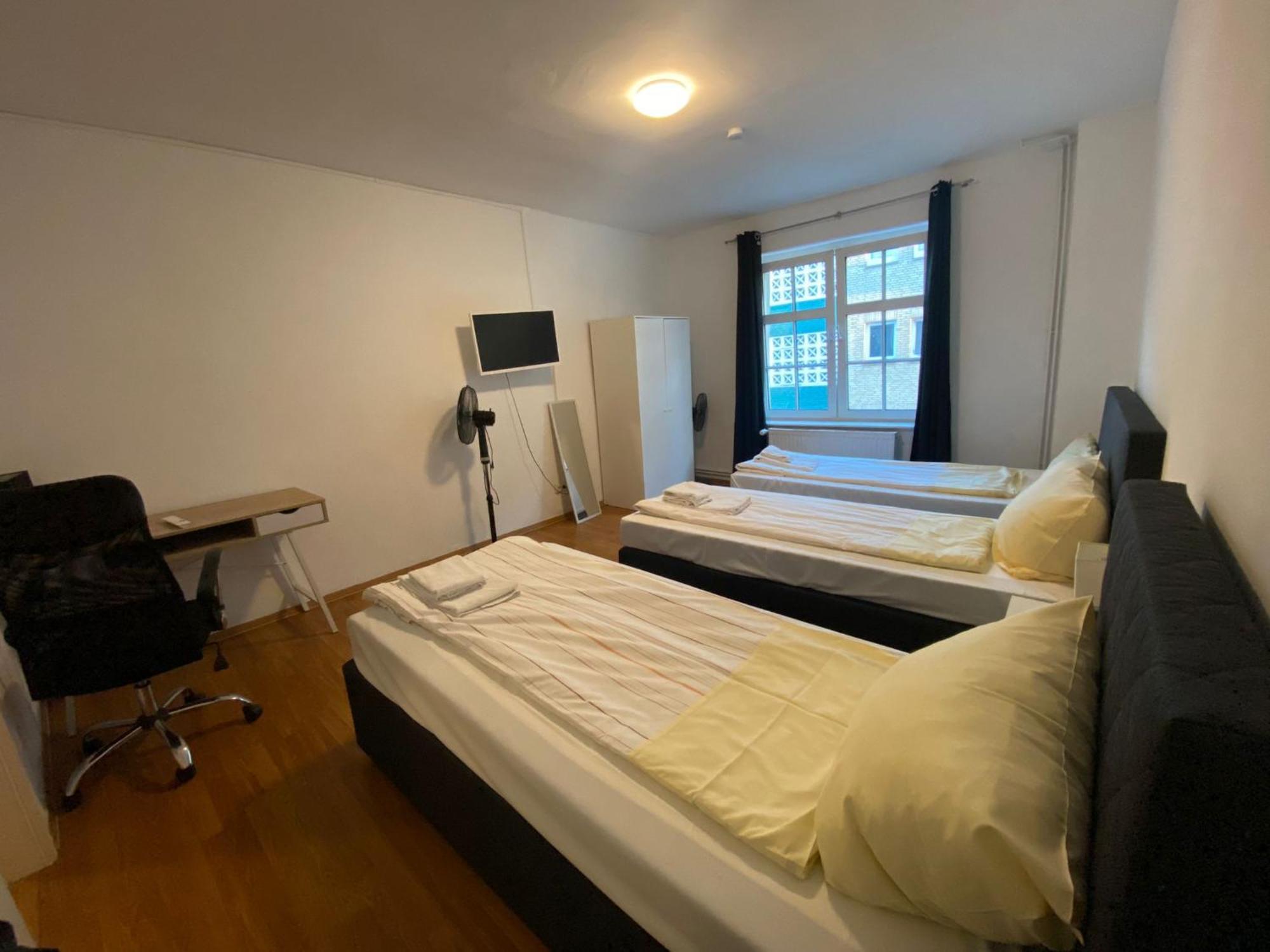 City Apartments Direkt Am Hauptbahnhof - Perfekt Fuer Pendler Und Monteure ノイミュンスター エクステリア 写真