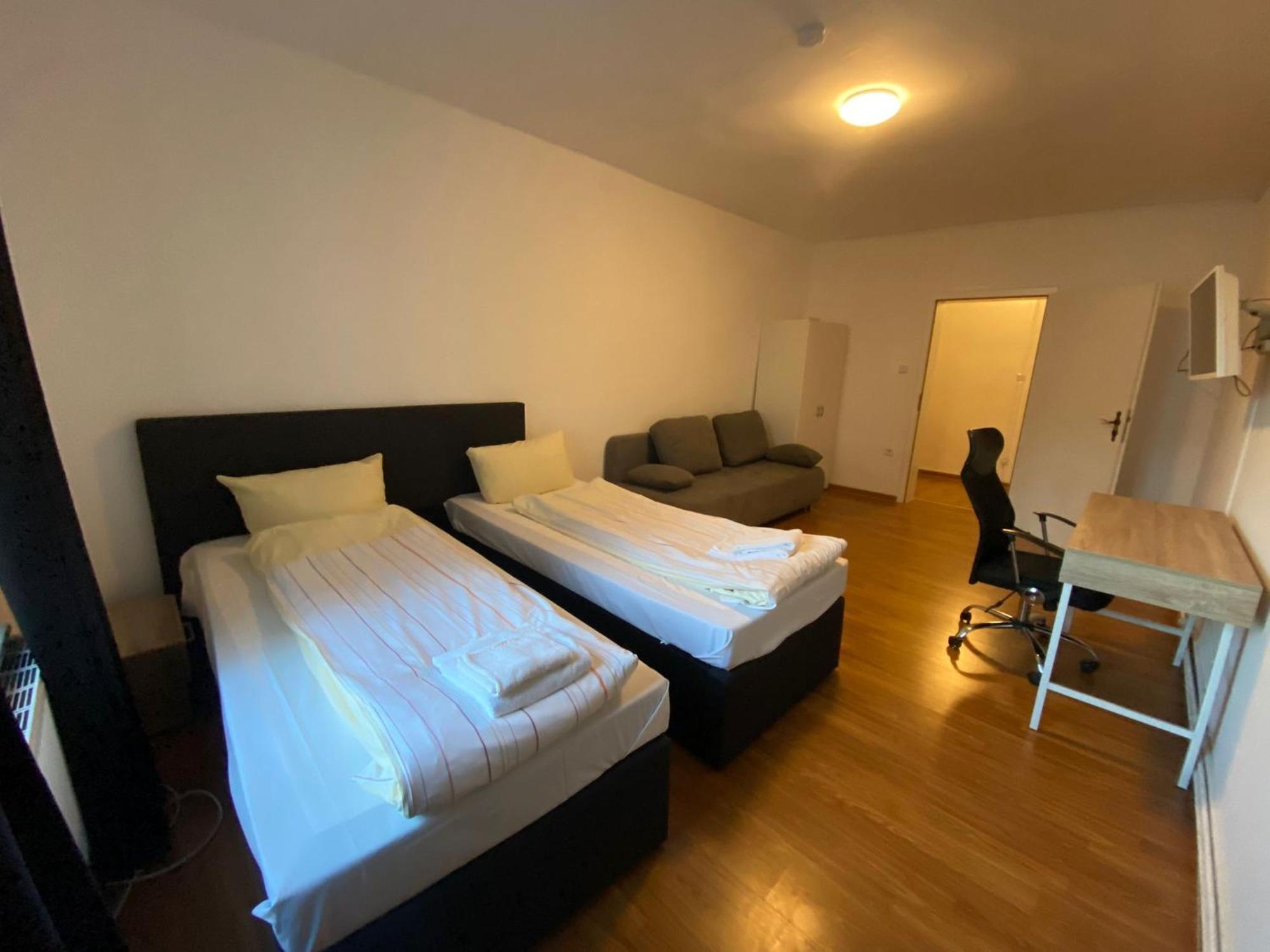 City Apartments Direkt Am Hauptbahnhof - Perfekt Fuer Pendler Und Monteure ノイミュンスター エクステリア 写真