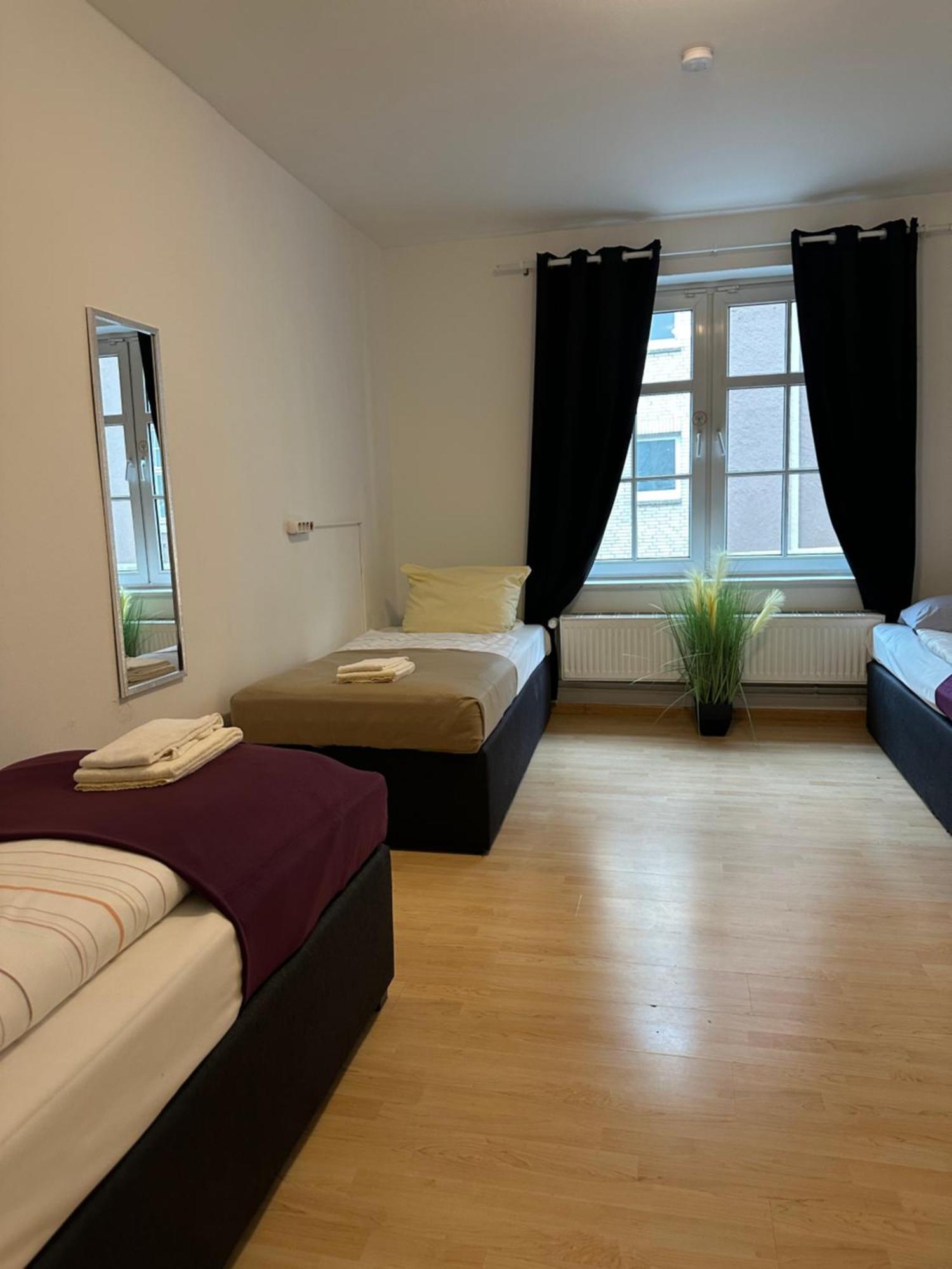 City Apartments Direkt Am Hauptbahnhof - Perfekt Fuer Pendler Und Monteure ノイミュンスター エクステリア 写真