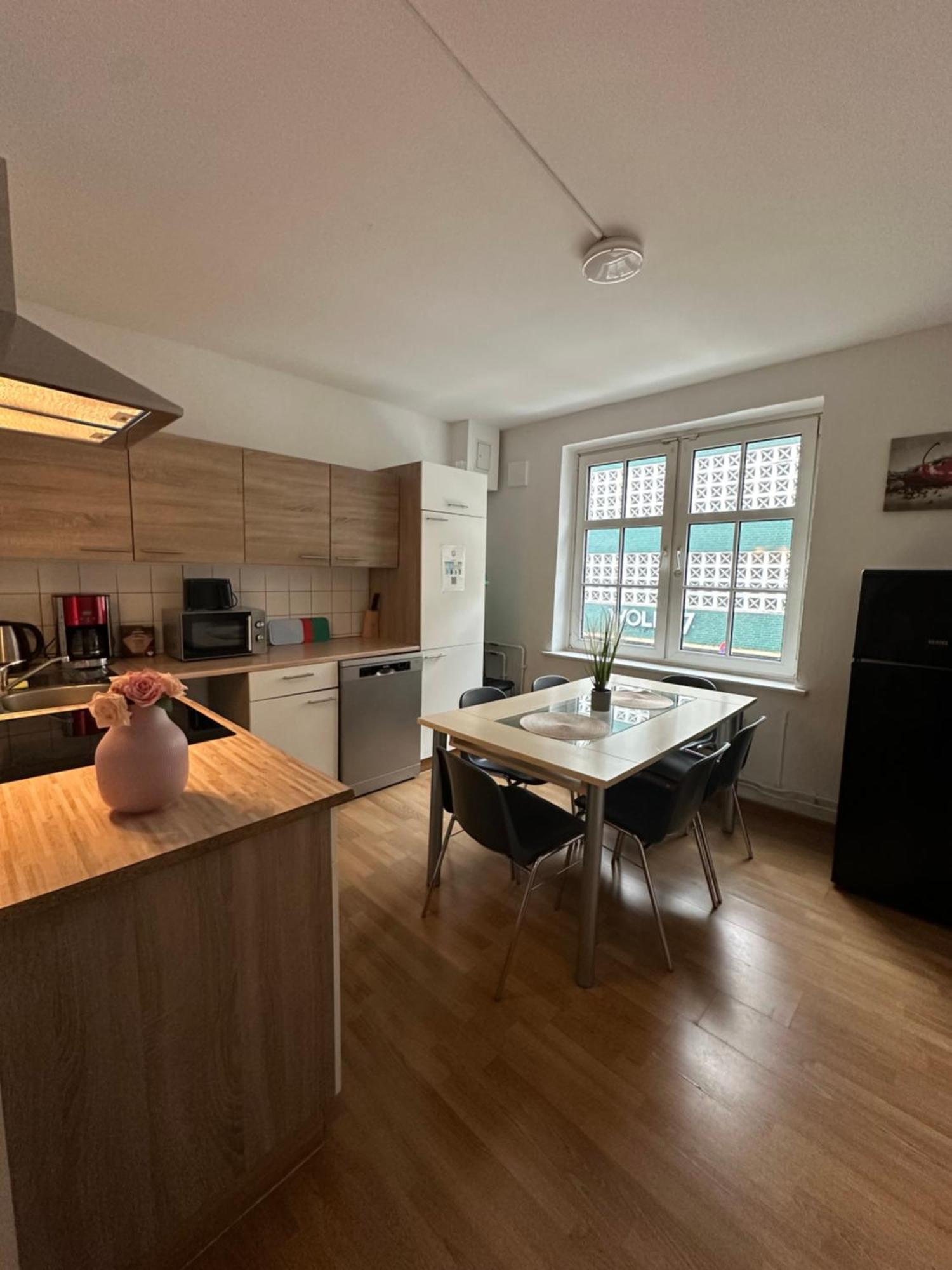 City Apartments Direkt Am Hauptbahnhof - Perfekt Fuer Pendler Und Monteure ノイミュンスター エクステリア 写真