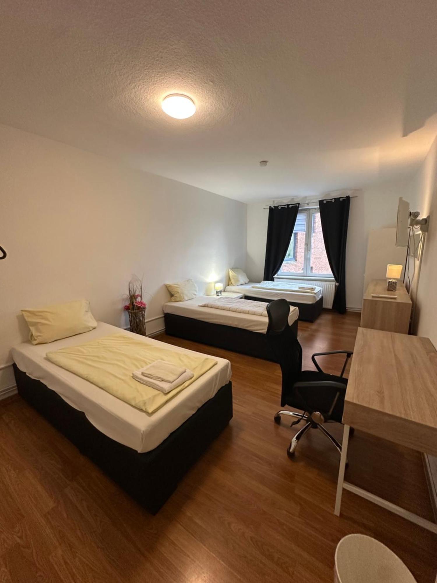 City Apartments Direkt Am Hauptbahnhof - Perfekt Fuer Pendler Und Monteure ノイミュンスター エクステリア 写真