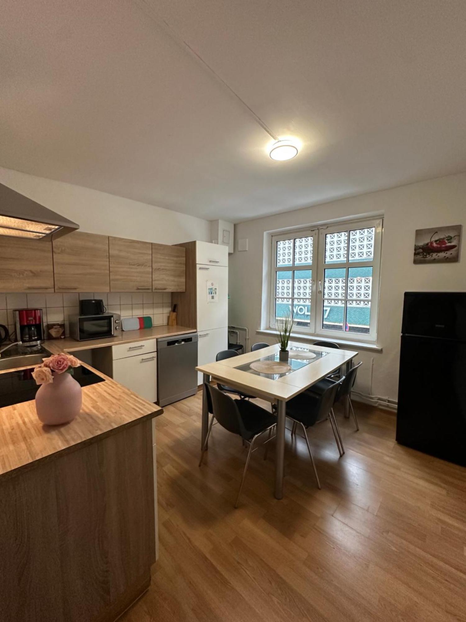 City Apartments Direkt Am Hauptbahnhof - Perfekt Fuer Pendler Und Monteure ノイミュンスター エクステリア 写真