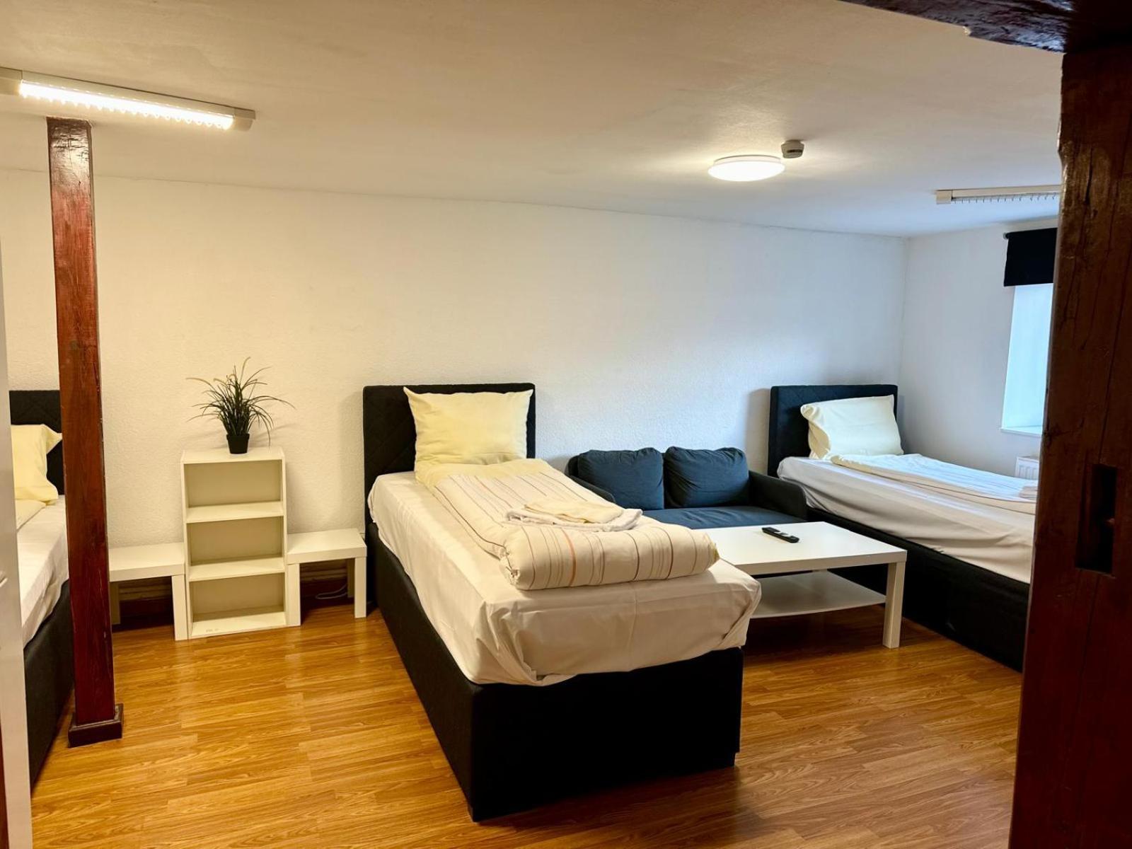 City Apartments Direkt Am Hauptbahnhof - Perfekt Fuer Pendler Und Monteure ノイミュンスター エクステリア 写真